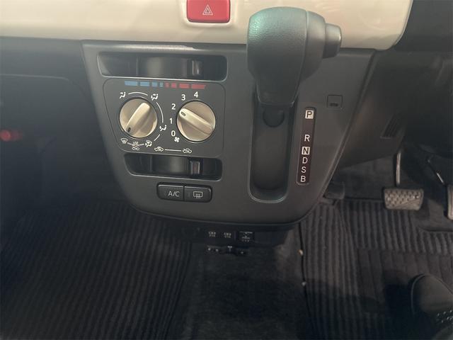 ���i�����ގ��ɕK�����삷�郌�o�[�ł��B����̂��₷�����̂ɂȂ��Ă��܂��B���Ј�x�̊����Ă��������B