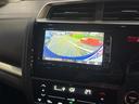 フィットハイブリッド Ｆパッケージ　４ＷＤ　ハイブリッド　バックカメラ　ＴＶ　オートクルーズコントロール　オートライト　スマートキー　アイドリングストップ　電動格納ミラー　ＡＴ　盗難防止システム　衝突安全ボディ　ＣＤ　ＤＶＤ再生　ＵＳＢ（4枚目）