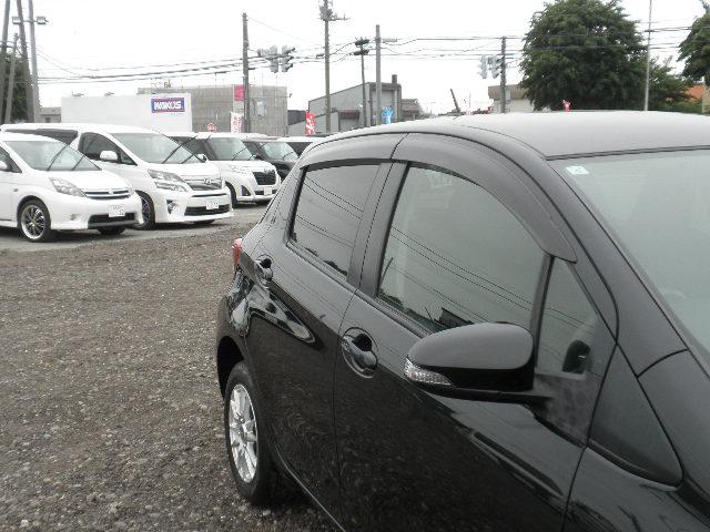 ヴィッツ Ｆ　４ＷＤ・ＦＡＴ・Ｗエアバック・（14枚目）