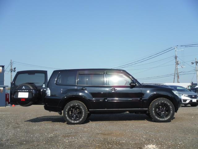 パジェロ ロング エクシード プレミアムエディション 社外アルミホイール・社外マフラー(18枚目)