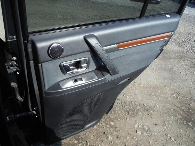 パジェロ ロング エクシード プレミアムエディション 社外アルミホイール・社外マフラー(28枚目)