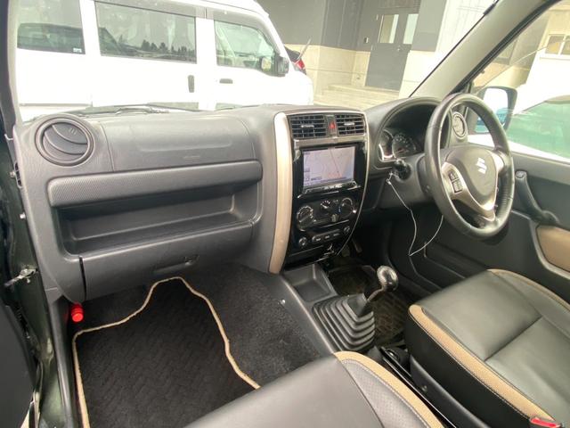 ジムニー ランドベンチャー　４ＷＤ・ＭＴ　５速マニュアル・社外ナビ・バックカメラ（3枚目）