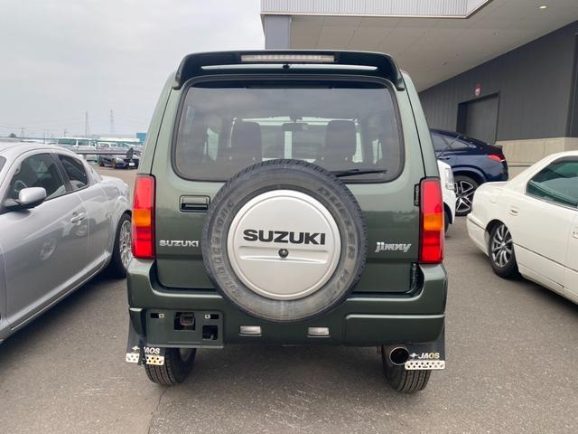 ジムニー ランドベンチャー　４ＷＤ・ＭＴ　５速マニュアル・社外ナビ・バックカメラ（5枚目）