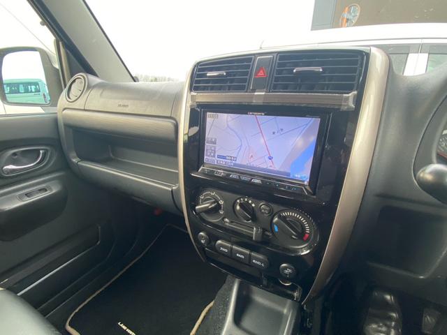 ジムニー ランドベンチャー　４ＷＤ・ＭＴ　５速マニュアル・社外ナビ・バックカメラ（15枚目）