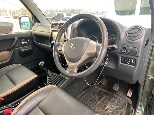 ジムニー ランドベンチャー　４ＷＤ・ＭＴ　５速マニュアル・社外ナビ・バックカメラ（17枚目）