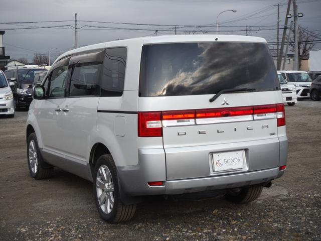 デリカＤ：５ Ｄ　プレミアム　両側パワースライドドア・ディーゼルターボ・４ＷＤ（14枚目）