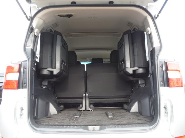 デリカＤ：５ Ｄ　プレミアム　両側パワースライドドア・ディーゼルターボ・４ＷＤ（23枚目）