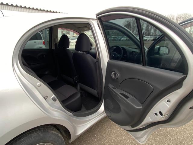 マーチ １２Ｓ　Ｖパッケージ　ナビ・ＴＶ・令和９年６月まで車検あり（22枚目）