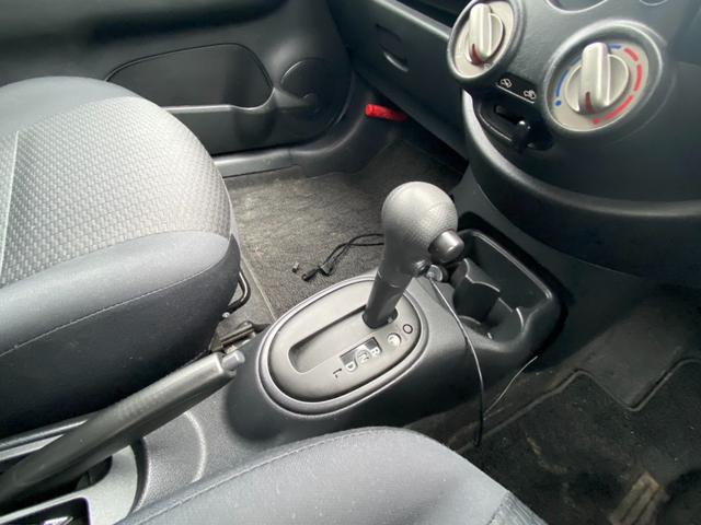 マーチ １２Ｓ　Ｖパッケージ　ナビ・ＴＶ・令和９年６月まで車検あり（35枚目）