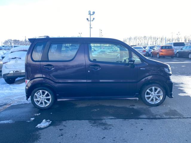 ワゴンR ハイブリッドFZ セーフティパッケージ装着車・ナビ・バックカメラ・プッシュスタート(6枚目)