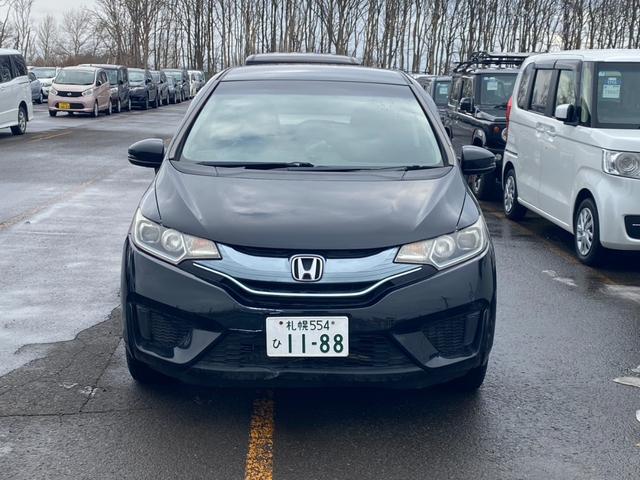 フィットハイブリッド Lパッケージ 4WD・ハイブリッド・ハーフレザーシート・純正エンジンスターター・プッシュスタート(2枚目)