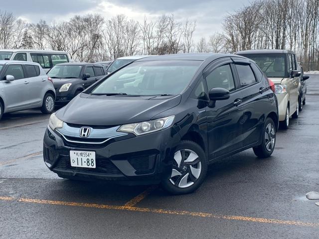 フィットハイブリッド Lパッケージ 4WD・ハイブリッド・ハーフレザーシート・純正エンジンスターター・プッシュスタート(12枚目)