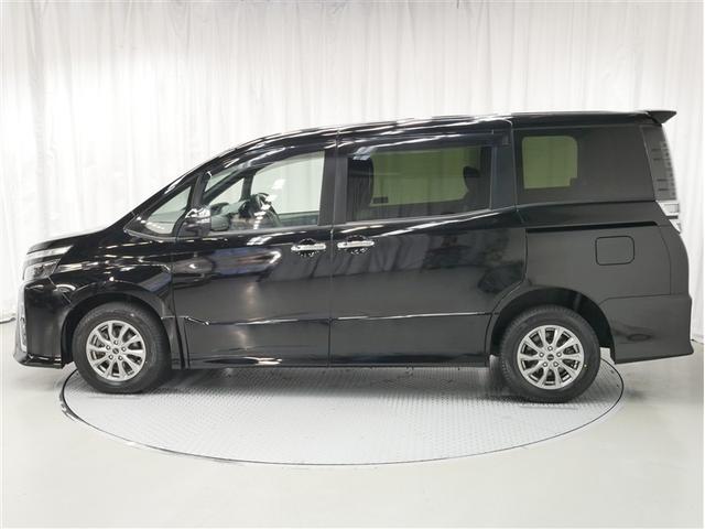 ヴォクシー ＺＳ　煌ＩＩＩ　４ＷＤ　フルセグ　メモリーナビ　ＤＶＤ再生　ミュージックプレイヤー接続可　バックカメラ　衝突被害軽減システム　両側電動スライド　ＬＥＤヘッドランプ　ウオークスルー　乗車定員７人　３列シート　記録簿（2枚目）