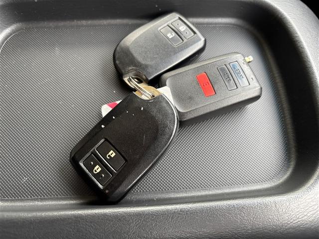 ハイエースバン スーパーGL ダークプライム 4WD フルセグ メモリーナビ DVD再生 ミュージックプレイヤー接続可 バックカメラ ETC LEDヘッドランプ ワンオーナー 記録簿 ディーゼル(20枚目)