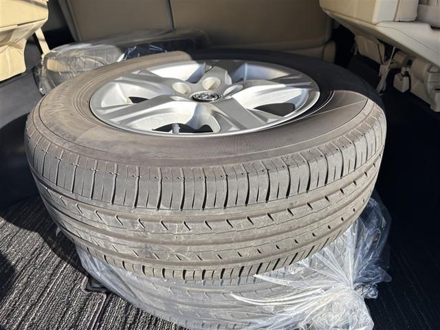 ヴェルファイア ２．５Ｘ　４ＷＤ　フルセグ　メモリーナビ　ＤＶＤ再生　ミュージックプレイヤー接続可　後席モニター　バックカメラ　ＥＴＣ　両側電動スライド　ＬＥＤヘッドランプ　乗車定員８人　３列シート　記録簿（27枚目）