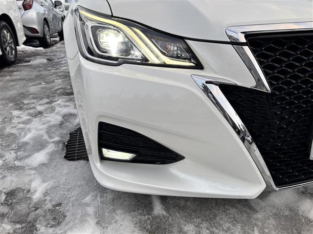 クラウンハイブリッド アスリートＳ　Ｆｏｕｒ　４ＷＤ　フルセグ　メモリーナビ　ＤＶＤ再生　ミュージックプレイヤー接続可　バックカメラ　ＥＴＣ　ＬＥＤヘッドランプ　ワンオーナー（27枚目）