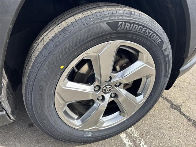 RAV4 G 4WD ミュージックプレイヤー接続可 バックカメラ 衝突被害軽減システム ETC LEDヘッドランプ ワンオーナー 記録簿(21枚目)