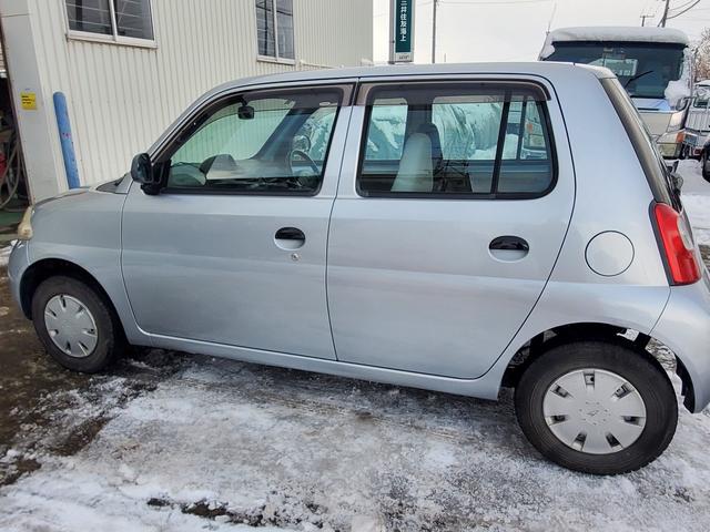 エッセ エコ マニュアル 2WD(3枚目)