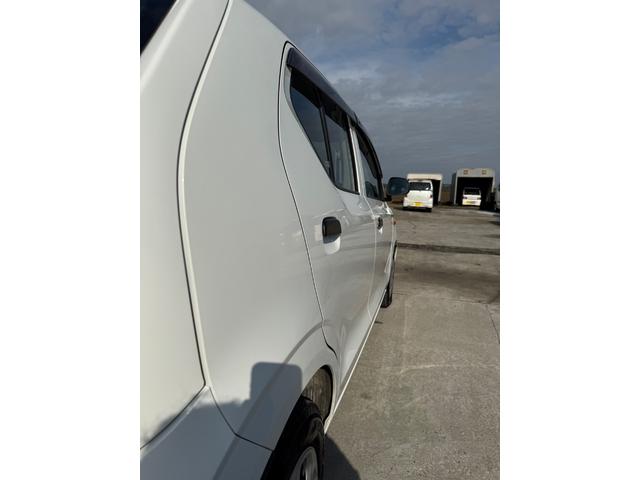 アルト F オートギヤシフト 4WD キーレス シートヒーター 横滑防止装置(20枚目)