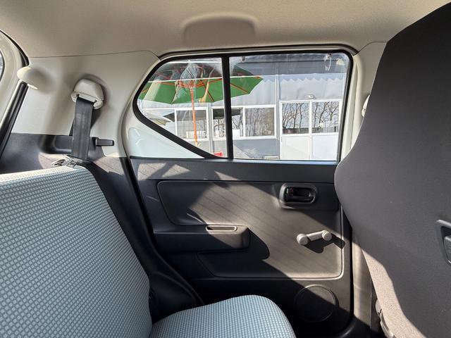 アルト F オートギヤシフト 4WD キーレス シートヒーター 横滑防止装置(36枚目)