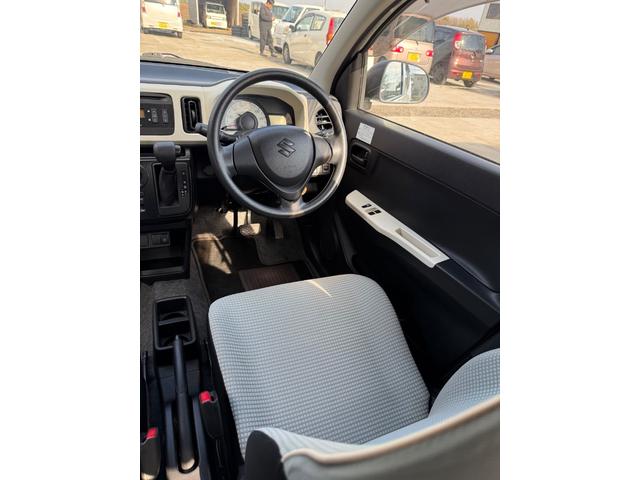 アルト F オートギヤシフト 4WD キーレス シートヒーター 横滑防止装置(42枚目)