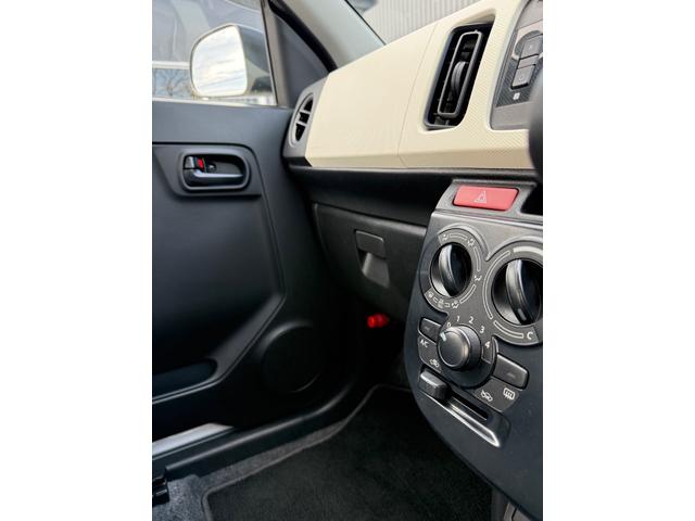 アルト F オートギヤシフト 4WD キーレス シートヒーター 横滑防止装置(47枚目)