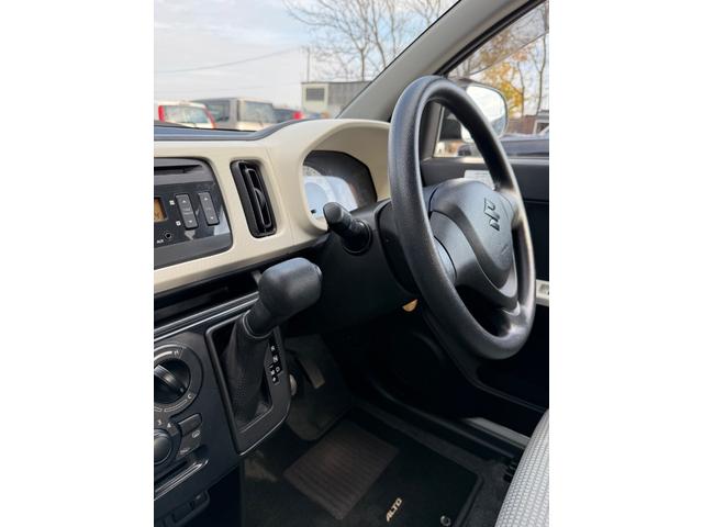 アルト F オートギヤシフト 4WD キーレス シートヒーター 横滑防止装置(50枚目)