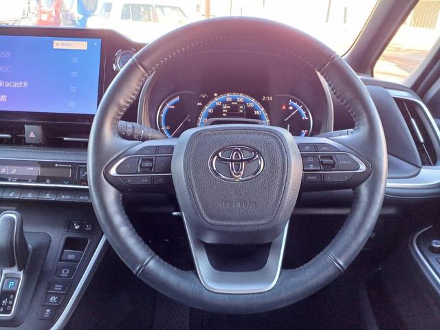 ヴォクシー ハイブリッドＳ－Ｚ　４ＷＤ　純正ナビ／ＴＶ／全方位カメラ　フリップダウンモニター　ビルトインＥＴＣ２．０　シートヒーター　デジタルインナーミラー　アドバンスドパーク　両側パワースライド　ＬＥＤライト　セーフティセンス（39枚目）