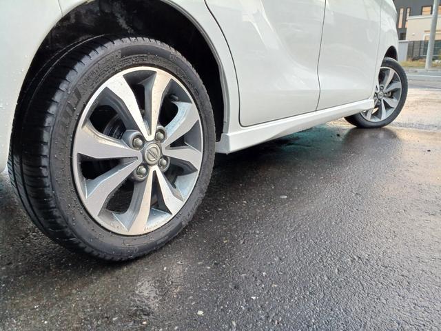 デイズルークス ハイウェイスター　Ｘ　Ｖセレクション　４ＷＤ　純正ナビ／ＴＶ／アラウンドビューモニター　スマートキー＆プッシュスタート＆エンジンスターター　シート＆ミラーヒーター　エマージェンシーブレーキ　両側パワースライドドア　ＨＩＤ　フォグランプ（10枚目）