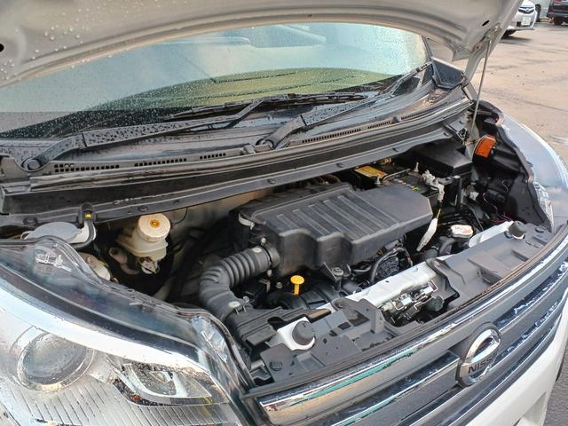 デイズルークス ハイウェイスター　Ｘ　Ｖセレクション　４ＷＤ　純正ナビ／ＴＶ／アラウンドビューモニター　スマートキー＆プッシュスタート＆エンジンスターター　シート＆ミラーヒーター　エマージェンシーブレーキ　両側パワースライドドア　ＨＩＤ　フォグランプ（63枚目）