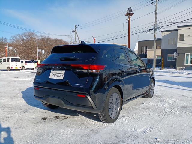 ノート X FOUR 4WD レンタUP 社外ナビ/バックカメラ インテリジェントキー&プッシュスタート ドライブレコーダー ステアリング&シートヒーター(8枚目)