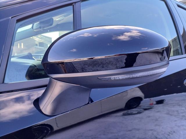 ノート X FOUR 4WD レンタUP 社外ナビ/バックカメラ インテリジェントキー&プッシュスタート ドライブレコーダー ステアリング&シートヒーター(14枚目)