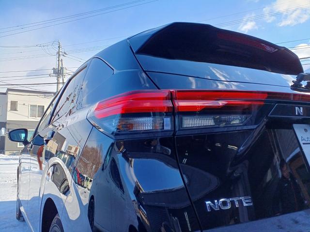 ノート X FOUR 4WD レンタUP 社外ナビ/バックカメラ インテリジェントキー&プッシュスタート ドライブレコーダー ステアリング&シートヒーター(16枚目)