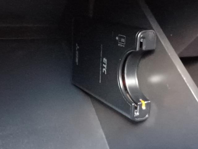 ノート X FOUR 4WD レンタUP 社外ナビ/バックカメラ インテリジェントキー&プッシュスタート ドライブレコーダー ステアリング&シートヒーター(32枚目)