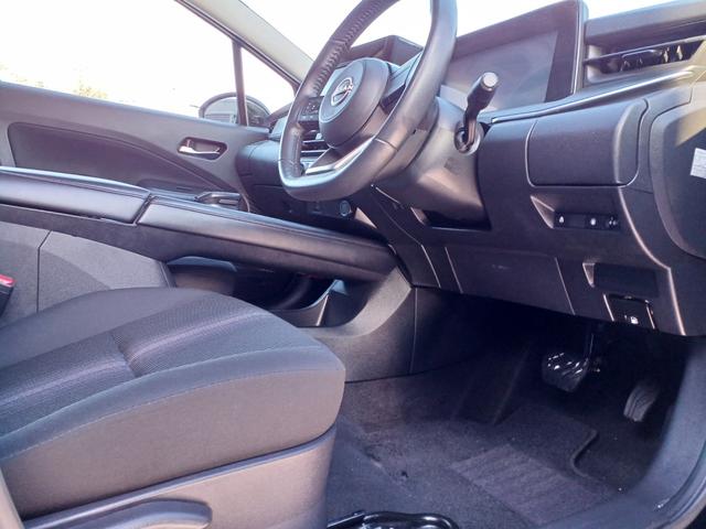 ノート X FOUR 4WD レンタUP 社外ナビ/バックカメラ インテリジェントキー&プッシュスタート ドライブレコーダー ステアリング&シートヒーター(49枚目)