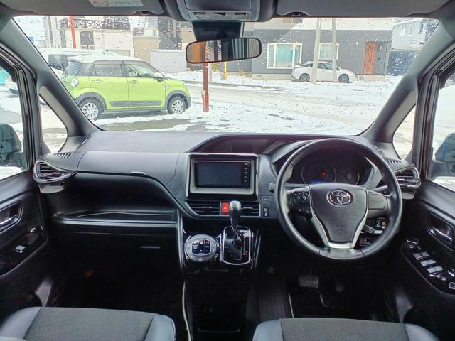 ノア Si ダブルバイビーII 4WD 純正ナビ/TV/バックカメラ ETC スマートキー&エンジンスターター LEDライト&フォグ クリアランスソナー 両側パワースライドドア セーフティーセンス リアオートエアコン 寒冷地仕様(24枚目)