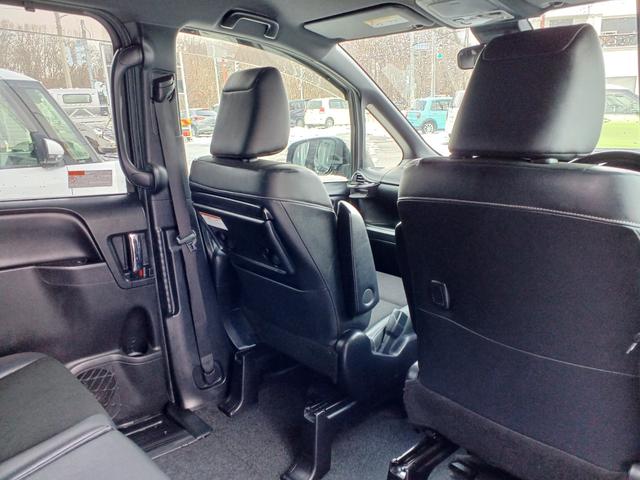 ノア Si ダブルバイビーII 4WD 純正ナビ/TV/バックカメラ ETC スマートキー&エンジンスターター LEDライト&フォグ クリアランスソナー 両側パワースライドドア セーフティーセンス リアオートエアコン 寒冷地仕様(61枚目)