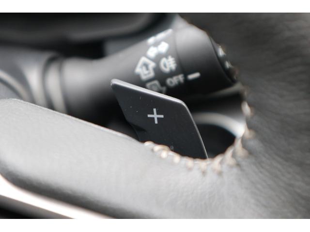 インプレッサ ＳＴ　ナビ　マルチビューカメラ　フルセグＴＶ　ＥＴＣ　ＬＥＤヘッドライト　電動パーキングブレーキ　アイサイト　パドルシフト　ヘッドライトウォッシャー　ステアリングヒーター　シートヒーター　オートワイパー（10枚目）