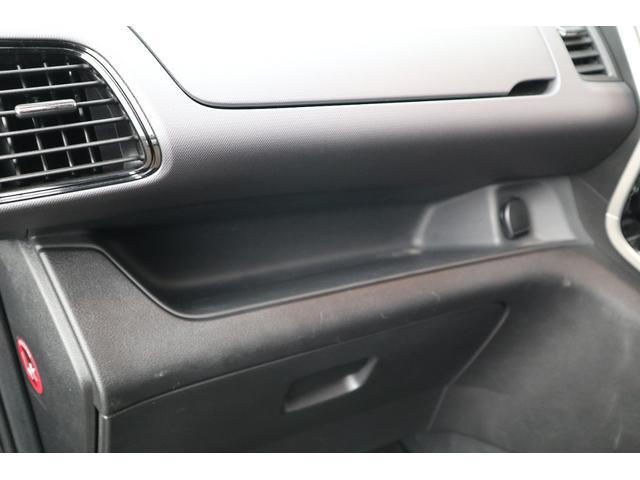 セレナ B 4WD CD アラウンドビューモニター エマージェンシーブレーキ アイドリングストップ パーキングソナー クルーズコントロール 後側方車両感知警報(44枚目)