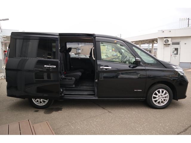 セレナ B 4WD CD アラウンドビューモニター エマージェンシーブレーキ アイドリングストップ パーキングソナー クルーズコントロール 後側方車両感知警報(60枚目)