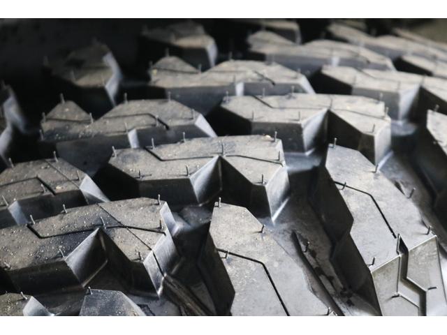 ランドクルーザープラド ＳＸワイド　全塗装アンヴィルグレー　各所ブラックアウト　７６フェイス換装　リフトＵＰ　西日本仕入　新品ミラーカバー　新品ＬＥＤテールランプ　イクリプスＨＤＤナビ　新品タイヤホイール　新品ハンドル　新品シートカバー（18枚目）