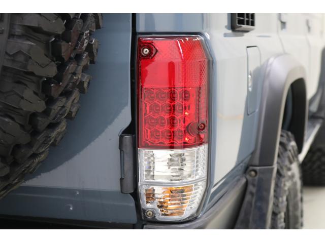 ランドクルーザープラド ＳＸワイド　全塗装アンヴィルグレー　各所ブラックアウト　７６フェイス換装　リフトＵＰ　西日本仕入　新品ミラーカバー　新品ＬＥＤテールランプ　イクリプスＨＤＤナビ　新品タイヤホイール　新品ハンドル　新品シートカバー（26枚目）