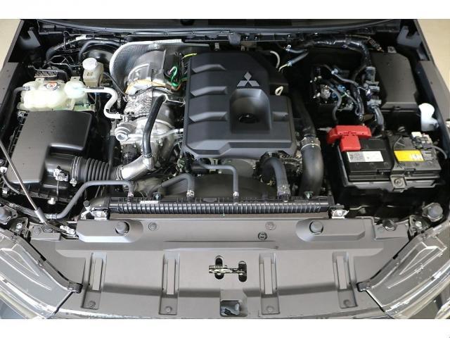 トライトン ＧＳＲ　ジェットブラックマイカ　ＧＳＲ専用装備　Ｒデフロック　マルチアラウンドモニター　純正９インチナビ　前席シートヒーター　ステアリングヒーター　新品リフトＵＰ　新品ジオランダーＭＴ　新品オリジナルホイール（37枚目）