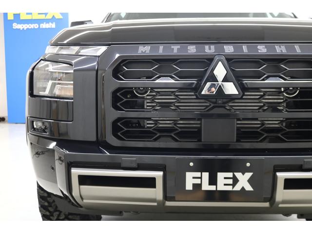 トライトン ＧＳＲ　ジェットブラックマイカ　ＧＳＲ専用装備　Ｒデフロック　マルチアラウンドモニター　純正９インチナビ　前席シートヒーター　ステアリングヒーター　新品リフトＵＰ　新品ジオランダーＭＴ　新品オリジナルホイール（42枚目）