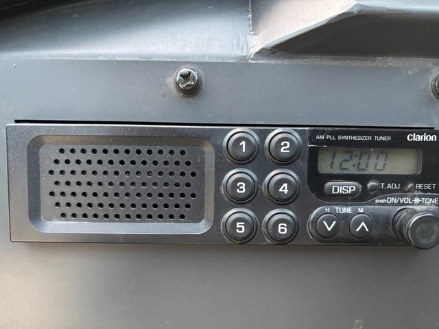 日本 古河機械金属(株)ホイールローダ FL303-3 AT2段切り替え バッテリー新品 バケット容量0.50? 20384時間 塗装済み エンジン1500ターボ タイヤチェーン有(10枚目)