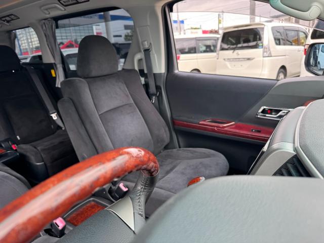 アルファード ２４０Ｓ　プライムセレクションＩＩ　４ＷＤ　保証付　事故無　Ｔチェーン　純正ＨＤＤナビ　ＣＤ　ＤＶＤ　フルセグ　Ｂｌｕｅｔｏｏｔｈ　Ｂカメラ　後席モニター　ドラレコ　ＥＴＣ　エンスタ　両側パワスラ　パワーバックドア　リアヒーター（23枚目）