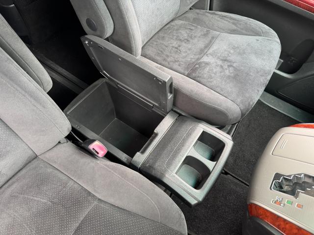 アルファード ２４０Ｓ　プライムセレクションＩＩ　４ＷＤ　保証付　事故無　Ｔチェーン　純正ＨＤＤナビ　ＣＤ　ＤＶＤ　フルセグ　Ｂｌｕｅｔｏｏｔｈ　Ｂカメラ　後席モニター　ドラレコ　ＥＴＣ　エンスタ　両側パワスラ　パワーバックドア　リアヒーター（61枚目）