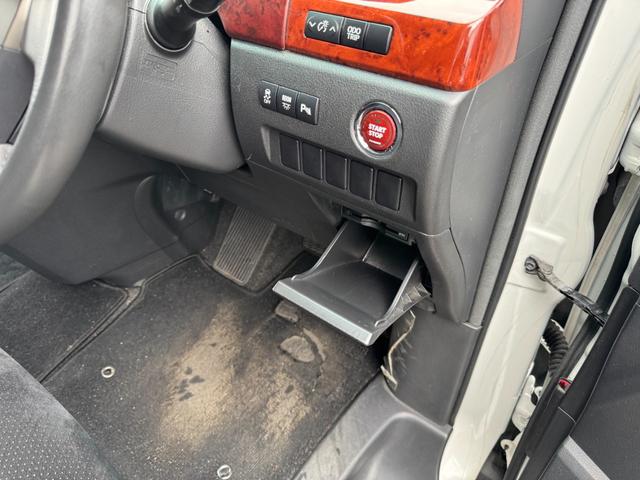アルファード ２４０Ｓ　プライムセレクションＩＩ　４ＷＤ　保証付　事故無　Ｔチェーン　純正ＨＤＤナビ　ＣＤ　ＤＶＤ　フルセグ　Ｂｌｕｅｔｏｏｔｈ　Ｂカメラ　後席モニター　ドラレコ　ＥＴＣ　エンスタ　両側パワスラ　パワーバックドア　リアヒーター（63枚目）