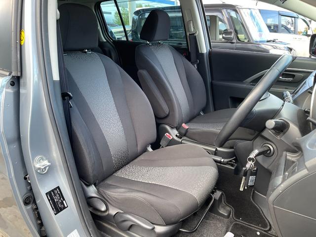 プレマシー ２０Ｅ　４ＷＤ　ワンオーナー　保証付　最長３年保証　事故無　Ｔチェーン　純正メモリーナビ　ＣＤ　ＤＶＤ　フルセグ　Ｂｌｕｅｔｏｏｔｈ　Ｂカメラ　ＥＴＣ　キーレス　両側スライドドア　オートエアコン　社外ＡＷ（17枚目）