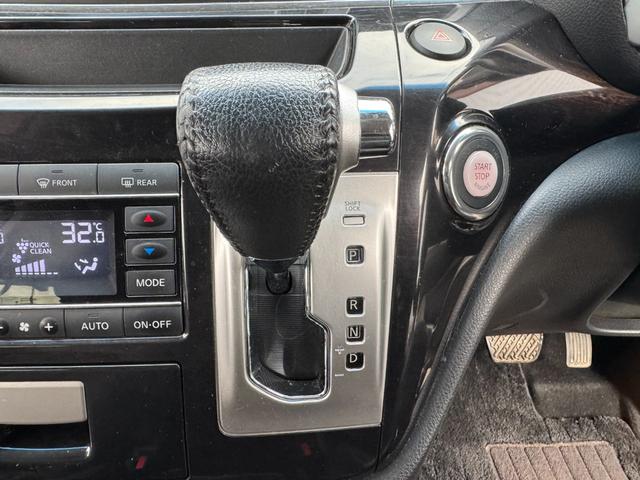 エルグランド ２５０ハイウェイスター　４ＷＤ　保証付　事故無　Ｔチェーン　純正メモリーナビ　ＣＤ　ＤＶＤ　ワンセグ　Ｂｌｕｅｔｏｏｔｈ　Ｂカメラ　ＥＴＣ　プッシュスタート　片側パワスラ　オートエアコン　リアヒーター　オートライト　純正ＡＷ（40枚目）